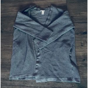 Grey cardigan